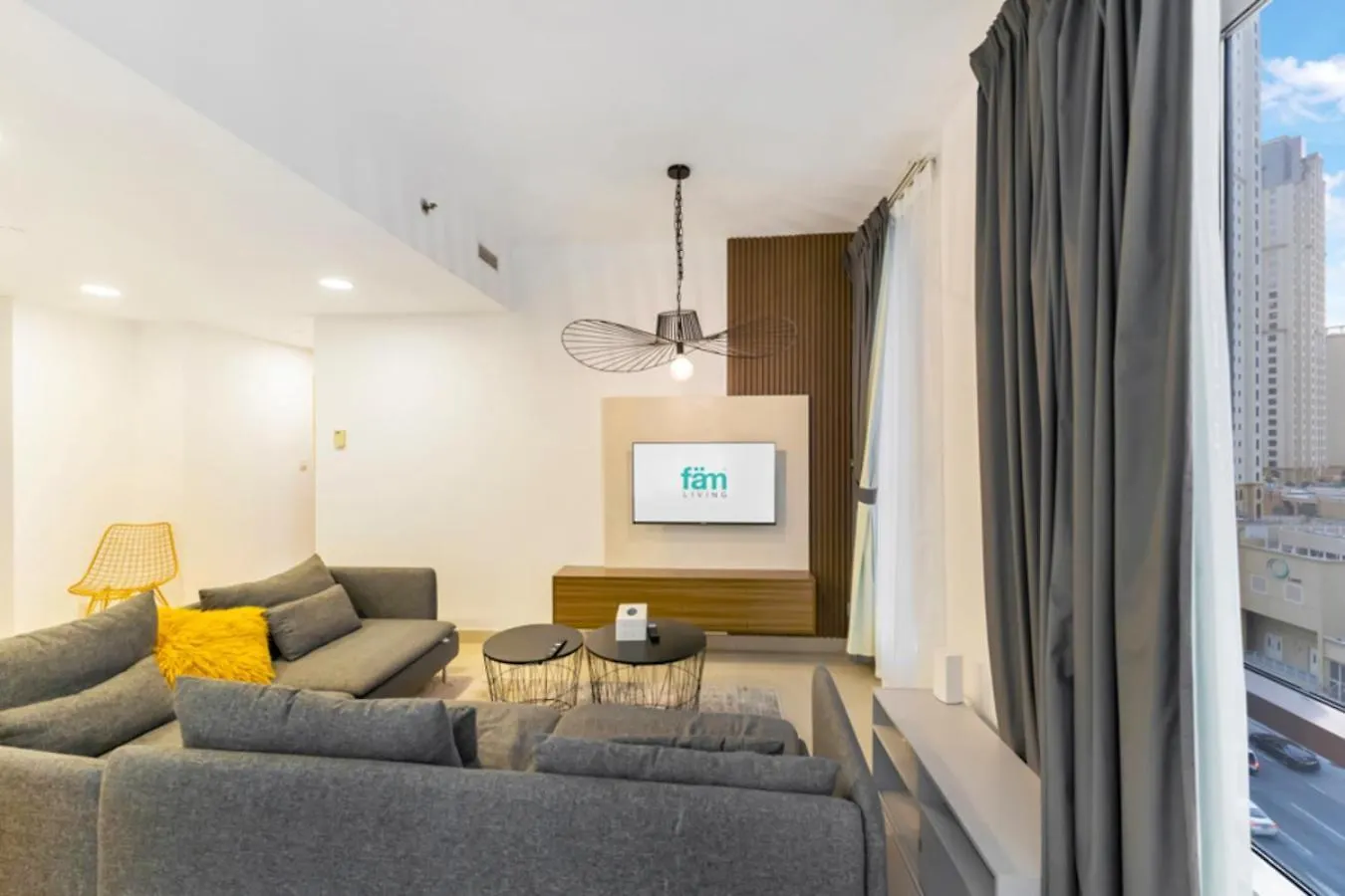 Fam Living - Blakely Tower, Dubai Marina 0*,  United Arab Emirates